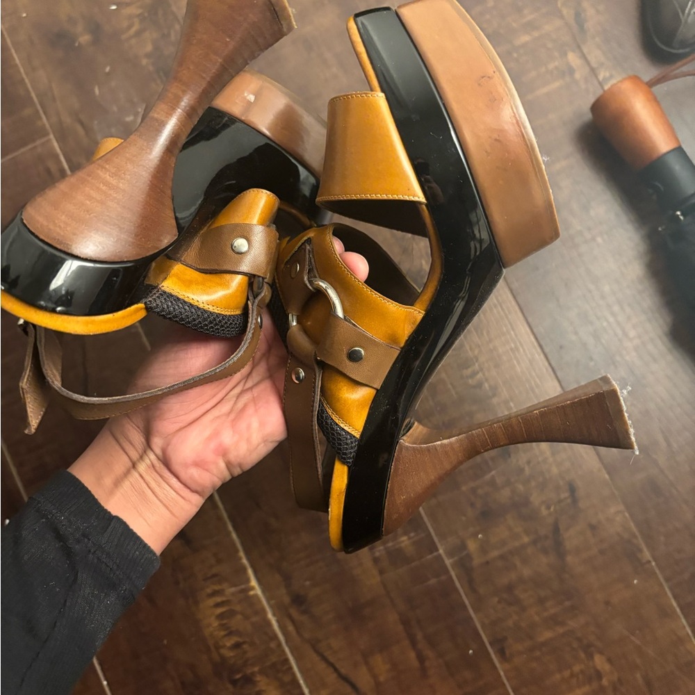 Marni Tan and Brown Women's Heels - Picture 6 of 8